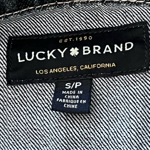 LUCKY BRAND The Tomboy Trucker Women's Denim Jean Jacket Size S - Picture 14 of 16
